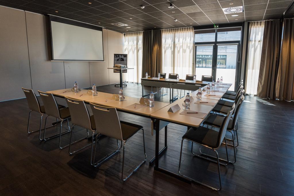 Mercure Cherbourg Centre Port Exterior foto