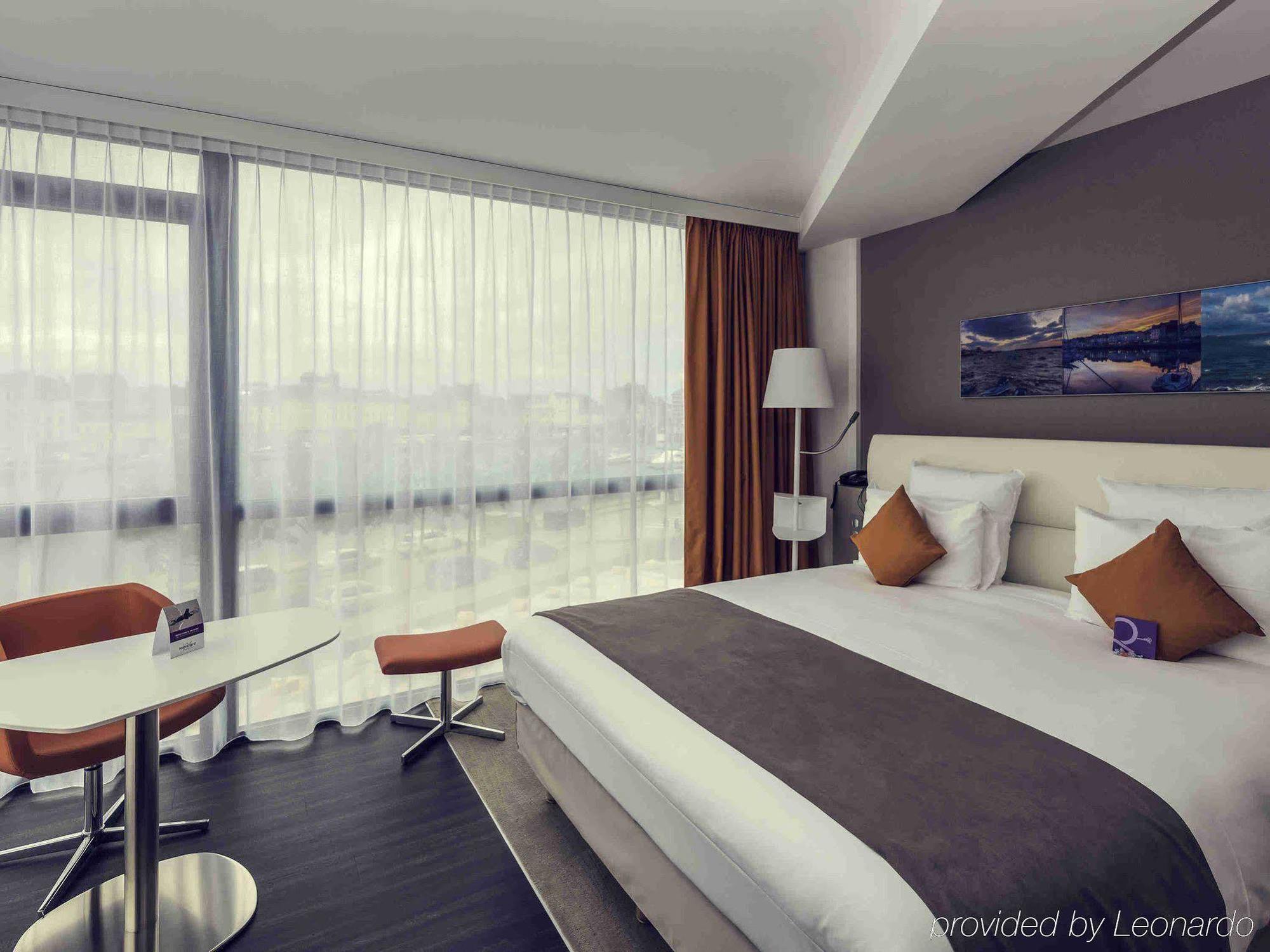 Mercure Cherbourg Centre Port Exterior foto